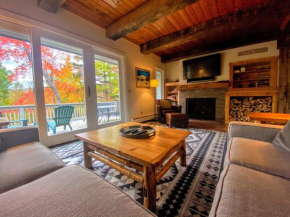 R6 Upscale rustic Bretton Woods condo in unbeatable SKI-IN SKI-OUT location Fireplace fast WiFi